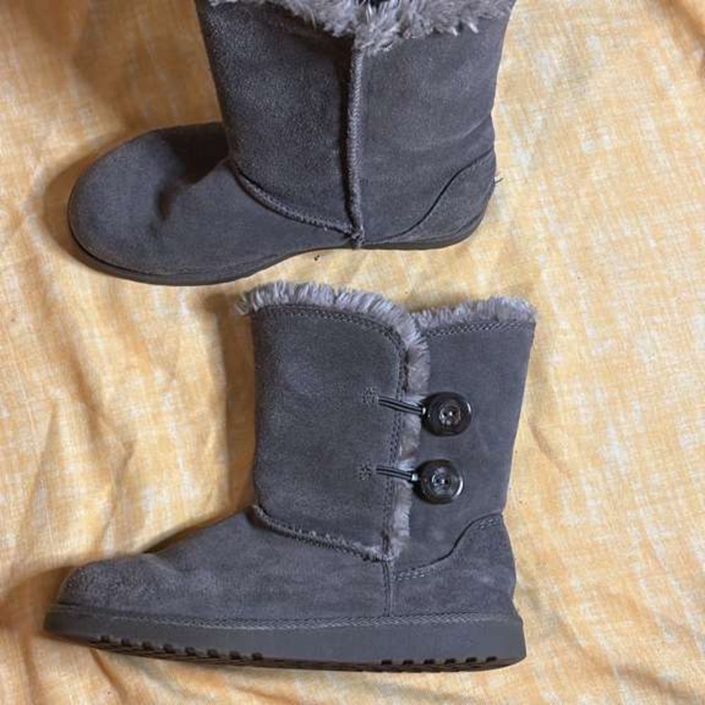 Massimo Charcoal Boots with Plush Trim